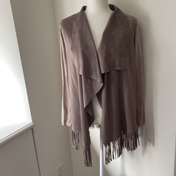 Muche et Muchette tan ultra suede and soft knit fringes waterfall cardigan - Picture 7 of 11